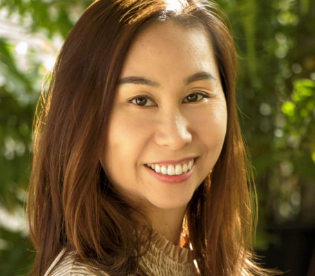 Ms. Ngo Huyen Trang ( Ms. Jenifer Ngo)